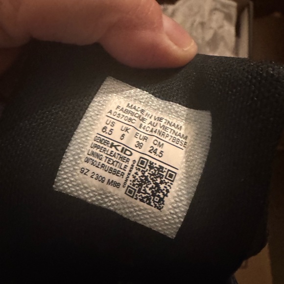 Converse kids Light Blue and Black Sneakers - Picture 4 of 9